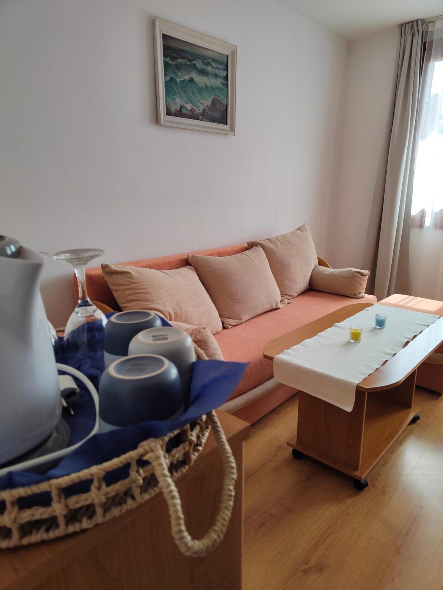 Guest Rooms Melsambria Nesebar Exterior photo